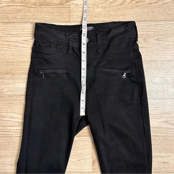 Fashion Nova Black Moto Zip Jeans | Size 1 | Skinnies - Picture 8 of 10